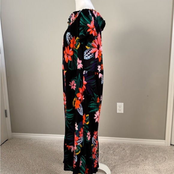 Old Navy Dark Floral Off the Shoulder Gauze Maxi Dress - Picture 2 of 7